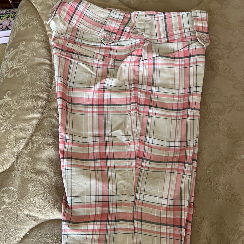 Tracy Evans limited short knee